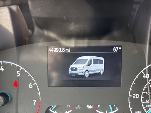 Used 2024 Ford Transit 350 XLT image 22