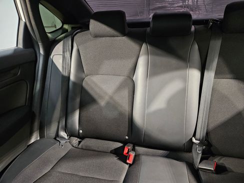 Used 2022 Honda Civic Sport image 12