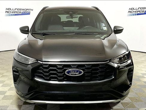 Used 2023 Ford Escape ST-Line w/ Tech Pack #1 image 2