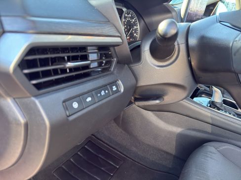 Certified 2024 Nissan Altima 2.5 SV w/ SV Premium Package image 14