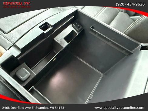 Used 2018 GMC Yukon Denali image 32