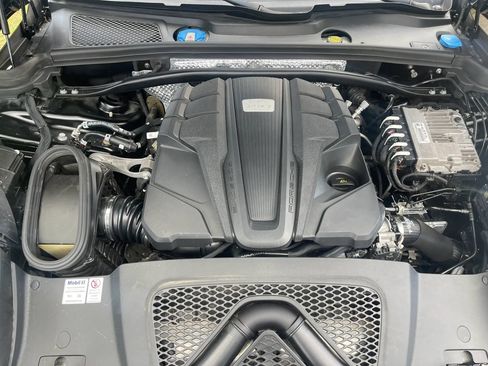 Used 2020 Porsche Macan S AWD/4WD image 20