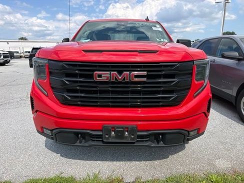 Used 2022 GMC Sierra 1500 Elevation AWD/4WD image 2