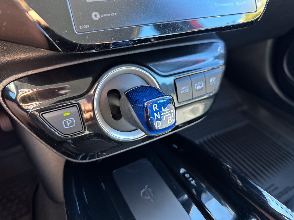 Used 2021 Toyota Prius Prime XLE FWD image 14
