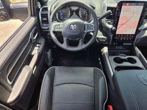 New 2026 RAM 2500 Laramie AWD/4WD image 13