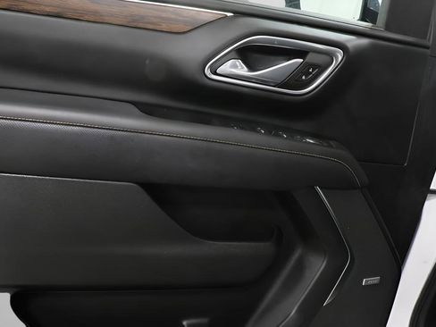 Used 2023 Chevrolet Tahoe Premier w/ Premium Package 2 image 22