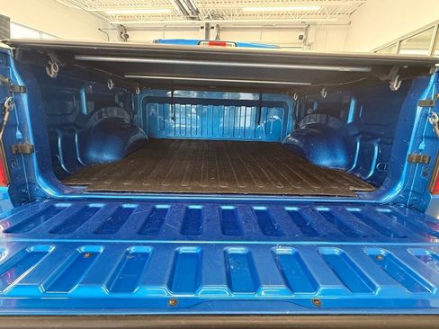 Used 2021 RAM 1500 Big Horn image 9