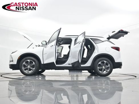 Used 2023 Chevrolet Blazer LT w/ Convenience Package image 46