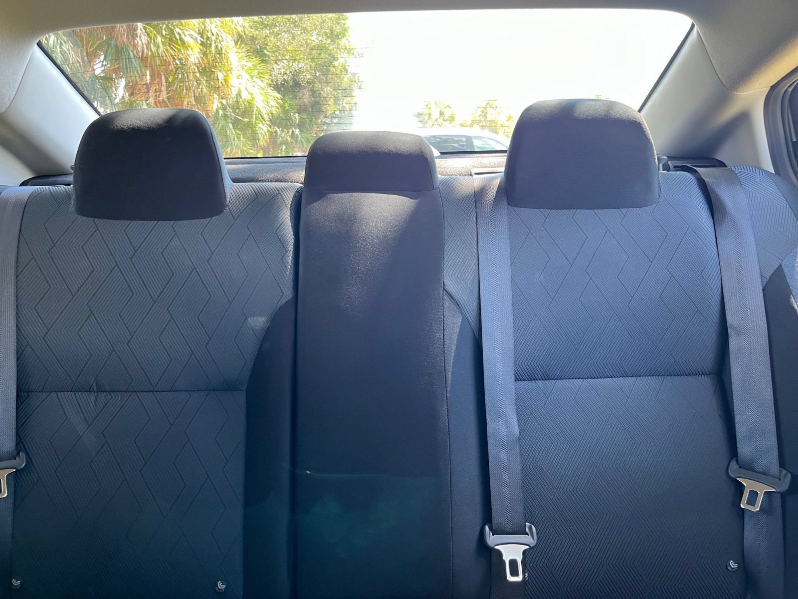Used 2025 Nissan Versa SV FWD image 35