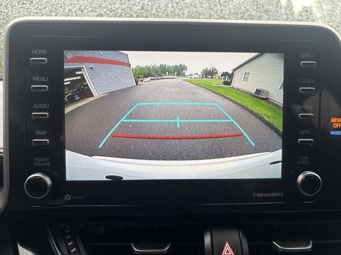 Used 2021 Toyota C-HR LE FWD image 26