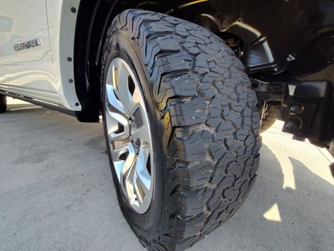 Used 2019 RAM 1500 Limited AWD/4WD image 63