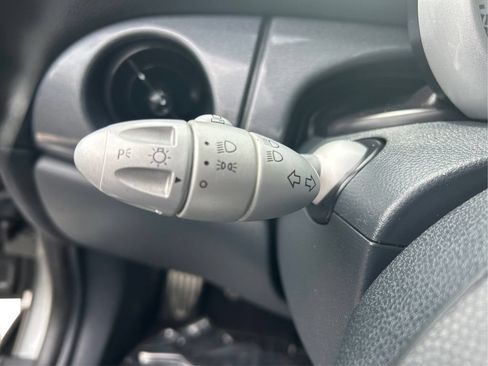 Used 2004 MINI Cooper S FWD image 19
