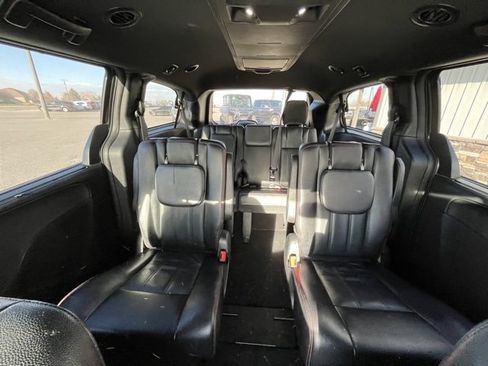Used 2019 Dodge Grand Caravan GT image 30