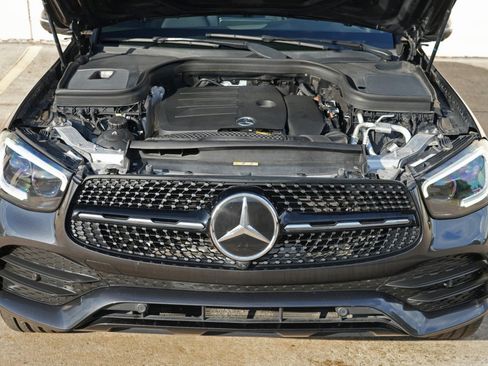 Used 2022 Mercedes-Benz GLC 300 image 7