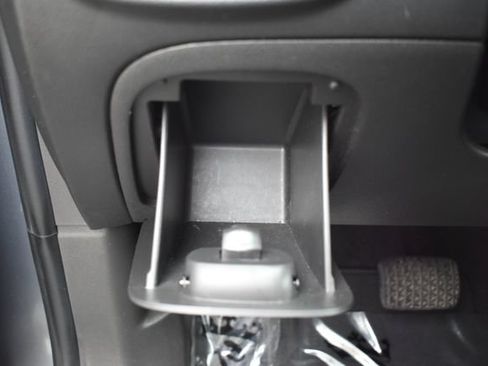 Used 2019 Chevrolet Trax LT w/ LT Convenience Package AWD/4WD image 19