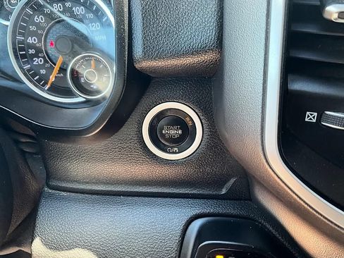 Used 2020 RAM 1500 Big Horn AWD/4WD image 19