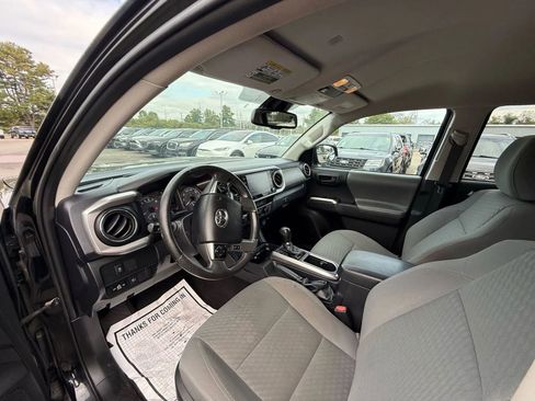 Used 2021 Toyota Tacoma SR5 image 10