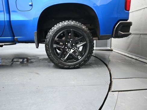 Used 2024 Chevrolet Silverado 1500 LT Trail Boss w/ LT Trail Boss Premium Package image 14