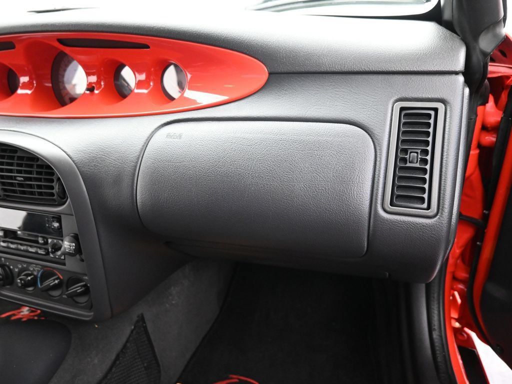 Used 1999 Plymouth Prowler RWD image 17