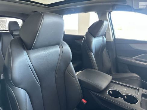 Used 2025 Acura MDX FWD w/ Technology Package image 27