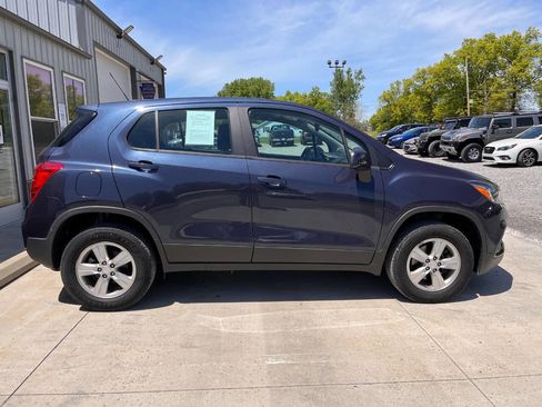 Used 2019 Chevrolet Trax LS AWD/4WD image 8