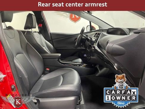 Used 2019 Toyota Prius L Eco image 24