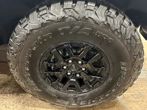 Used 2023 Ford Bronco Raptor image 26