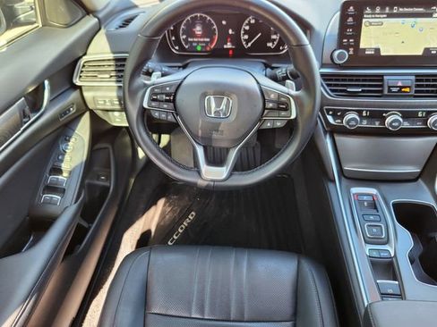 Used 2022 Honda Accord Touring image 25