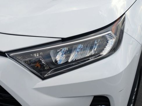 Certified 2021 Toyota RAV4 XLE w/ Convenience Package image 9