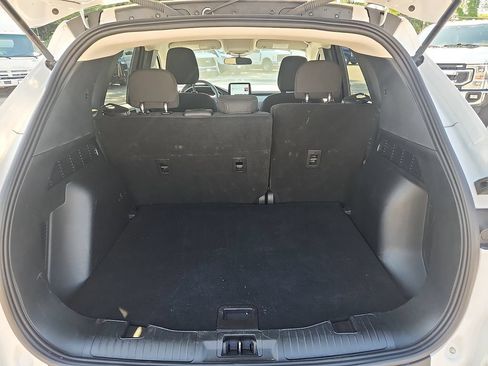 Used 2025 Ford Escape Active AWD/4WD image 28