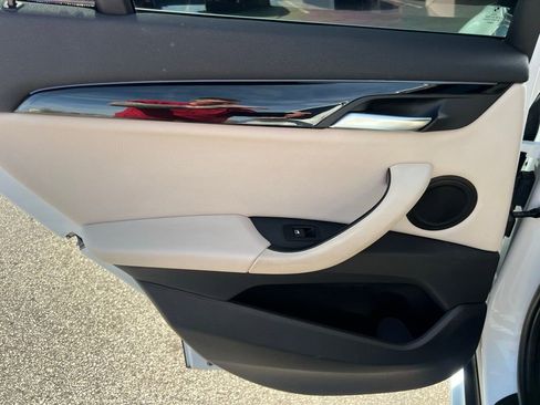 Used 2022 BMW X1 sDrive28i w/ Convenience Package image 23