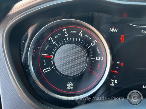 Used 2020 Dodge Challenger SXT RWD image 19