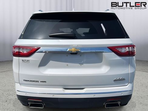 Used 2018 Chevrolet Traverse High Country AWD/4WD image 3