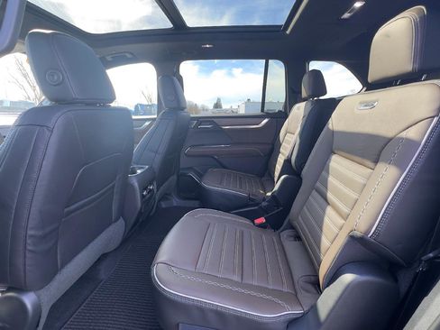 New 2026 GMC Acadia Denali Ultimate image 9