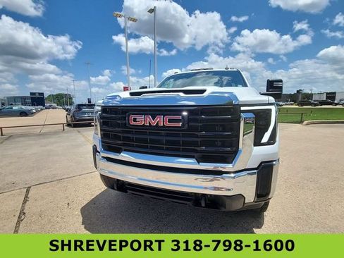 Certified 2024 GMC Sierra 2500 Pro AWD/4WD image 30