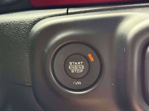 Used 2021 Jeep Wrangler Unlimited Rubicon w/ Uconnect 4C Nav & Sound Group AWD/4WD image 27