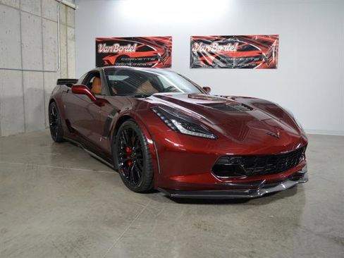 Used 2016 Chevrolet Corvette Z06 w/ 2LZ Preferred Equipment Group image 2