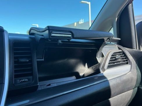 Used 2020 Toyota Sienna SE image 37