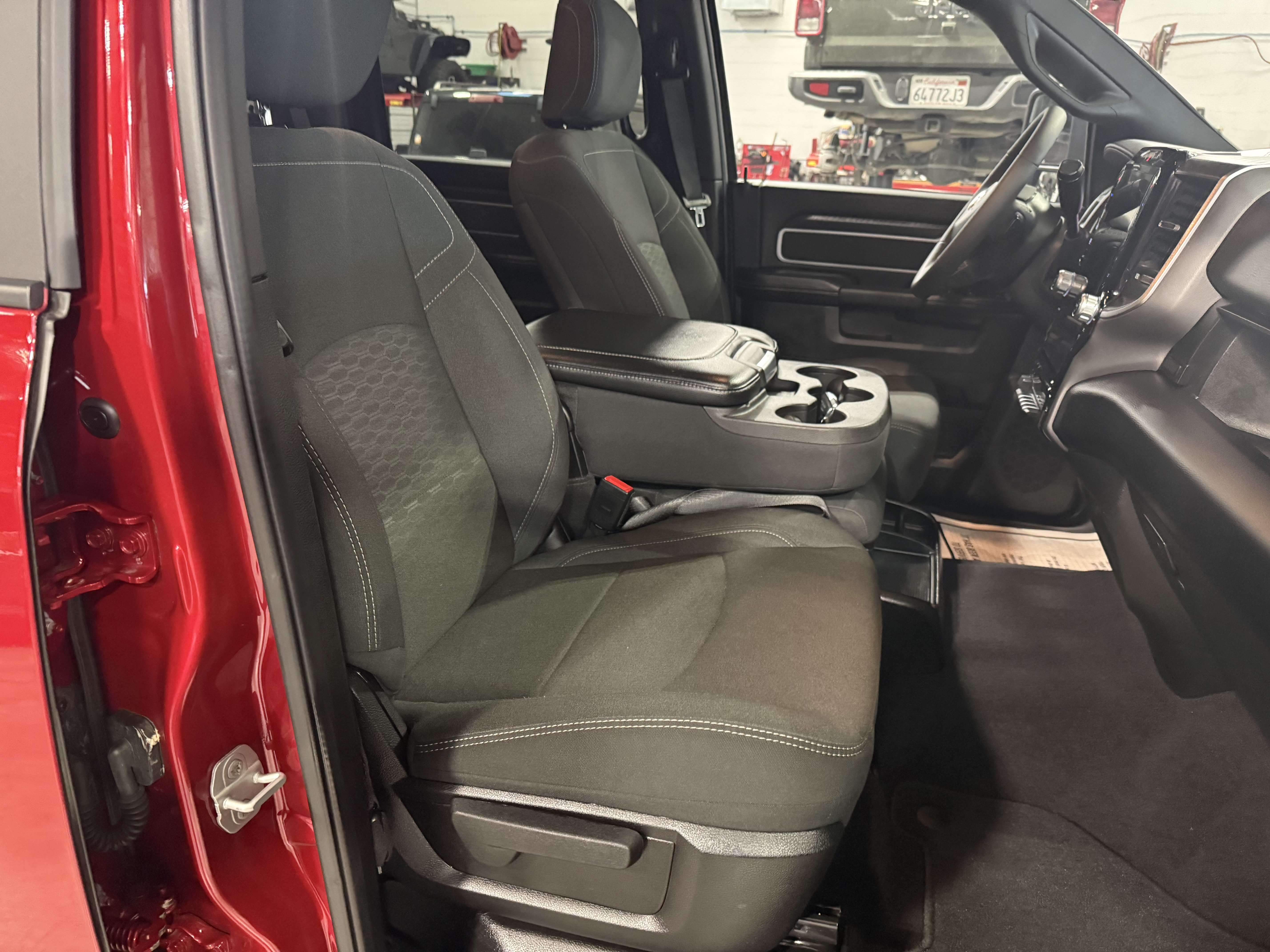 Used 2026 RAM 2500 Big Horn AWD/4WD image 12