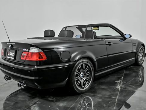 Used 2006 BMW M3 Convertible image 11