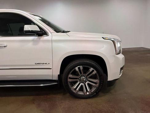 Used 2020 GMC Yukon Denali w/ Open Road Package image 31
