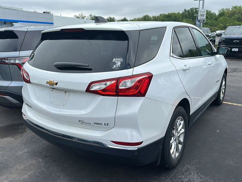 Used 2020 Chevrolet Equinox LT w/ Driver Convenience Package AWD/4WD image 2