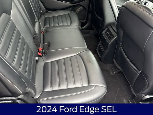Used 2024 Ford Edge SEL image 14
