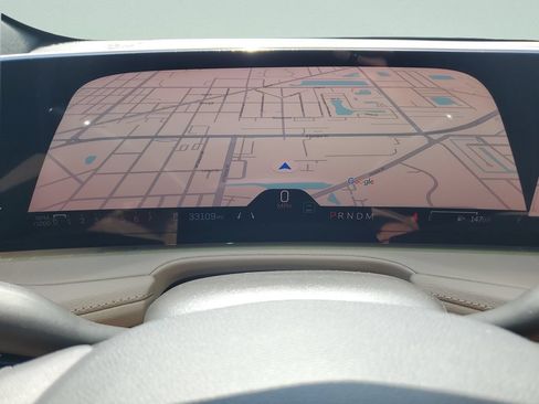 Used 2025 Cadillac XT4 Premium Luxury FWD image 22