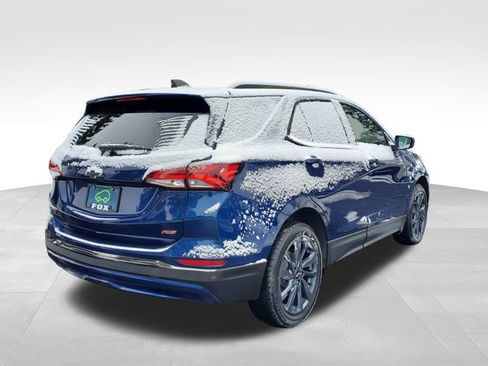 Certified 2022 Chevrolet Equinox RS image 5