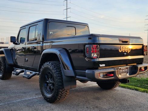 Used 2022 Jeep Gladiator Rubicon w/ Trailer Tow Package image 19