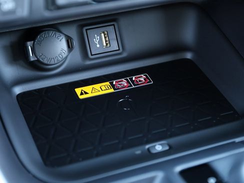 Certified 2025 Toyota RAV4 XLE Premium image 25