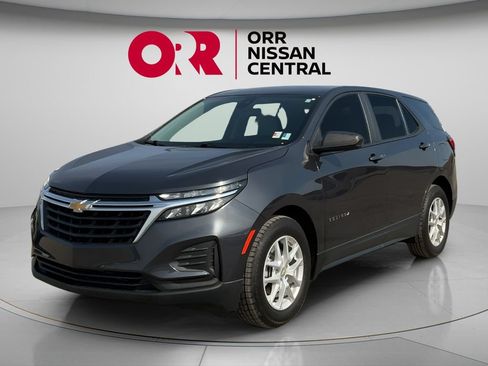Used 2022 Chevrolet Equinox LS FWD image 1