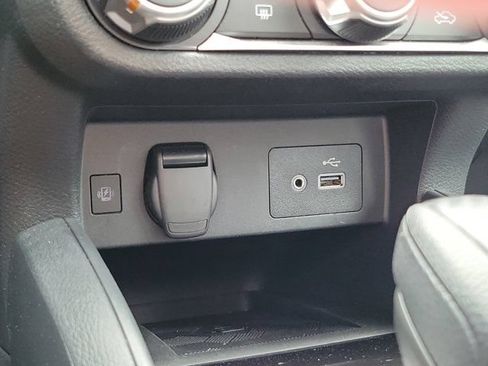 Certified 2025 Nissan Versa SV w/ Trunk Package FWD image 26