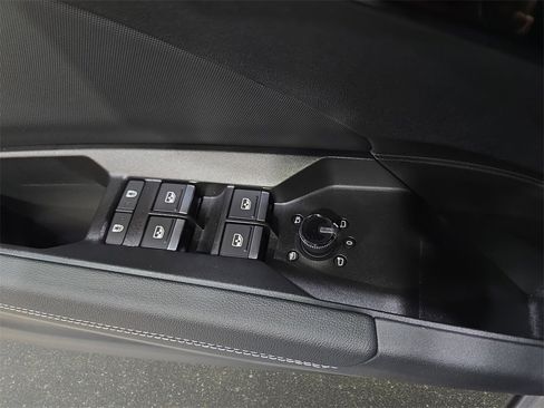 New 2026 Audi Q4 e-tron Premium Plus image 28